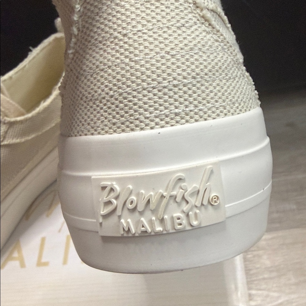 Blowfish Malibu Beige Floral Sneakers - Picture 3 of 8